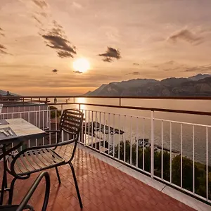  Apartment View Luca Italien